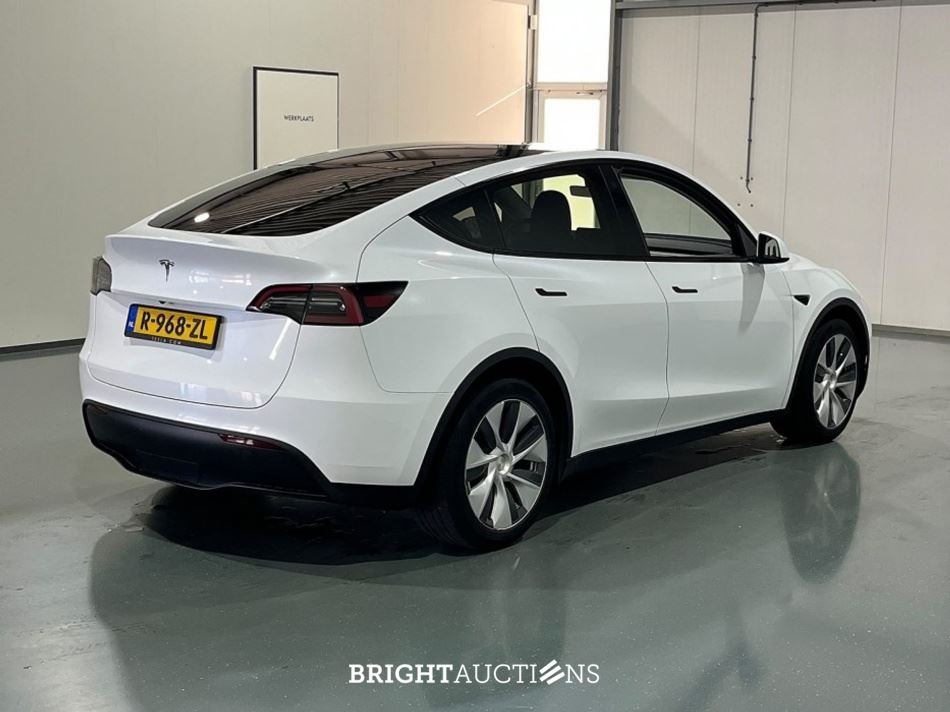 Tesla Model Y RWD 58 kWh 238pk 2022 (Origineel-NL), R-968-ZL