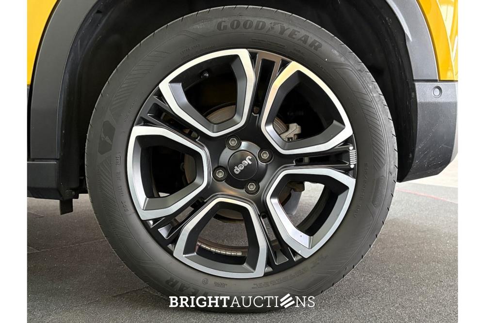 Jeep Avenger 1. Auflage 54 kWh 156hp 2023 (Original-NL), X-820-DP