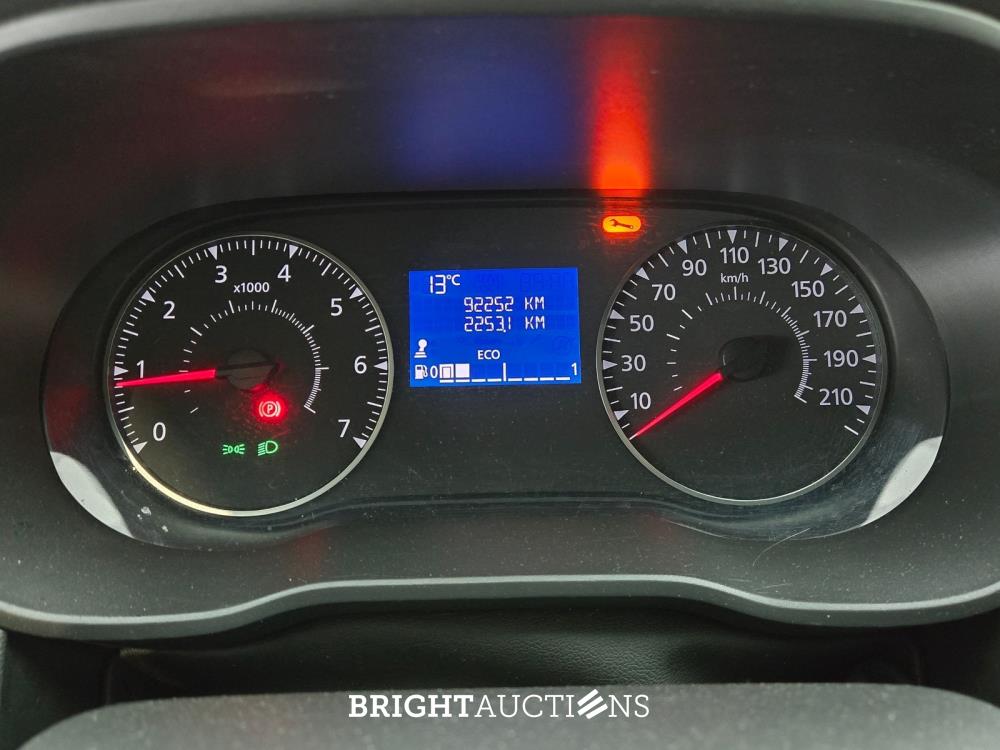 Dacia Duster SCe Comfort 1.6 114pk 2019 (Origineel-NL), XT-931-R