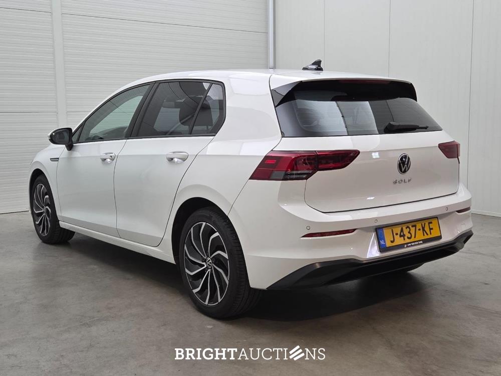 Volkswagen Golf Life 1.5 TSI 131pk 2020 (Origineel-NL), J-437-KF