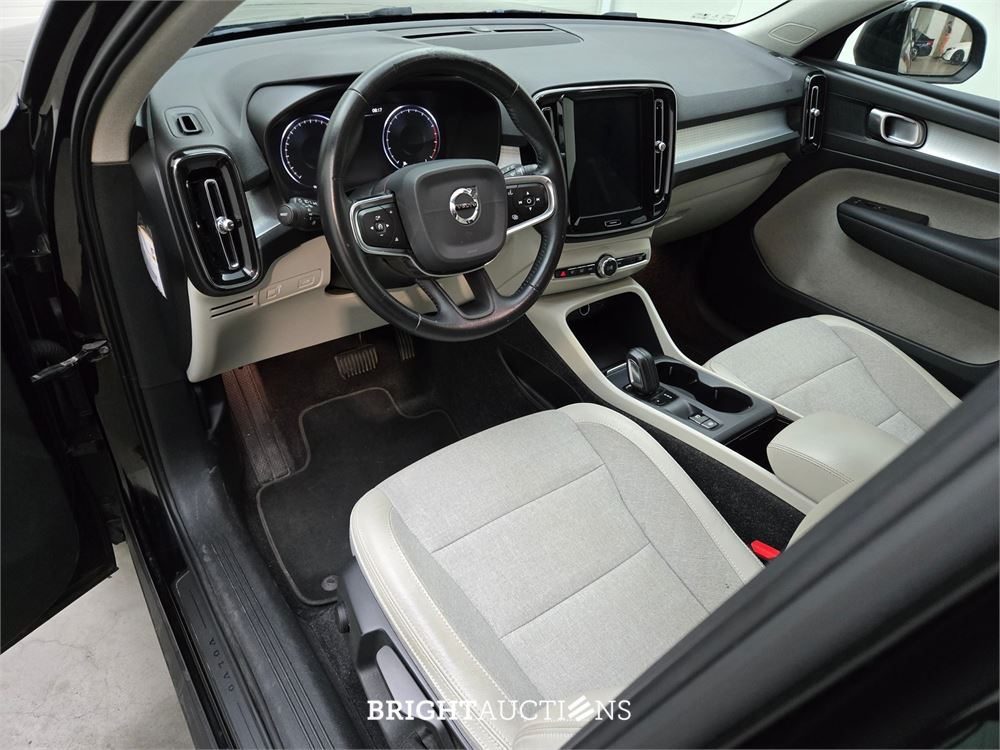 Volvo XC40 T3 Momentum Pro 1.5 163pk 2020 (Origineel-NL), H-598-NS