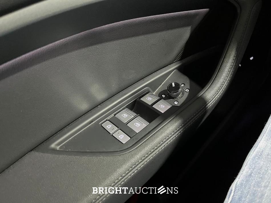 Audi e-tron 50 quattro Business edition Plus 71 kWh 313pk 2020 (Origineel-NL), K-587-KK