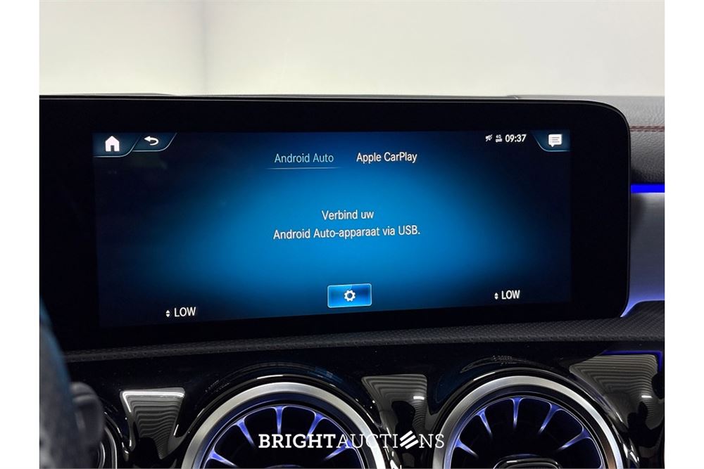 Mercedes-Benz CLA180 Business Solution AMG 136pk 2021 (Origineel-NL) CLA-Klasse, N-024-HS