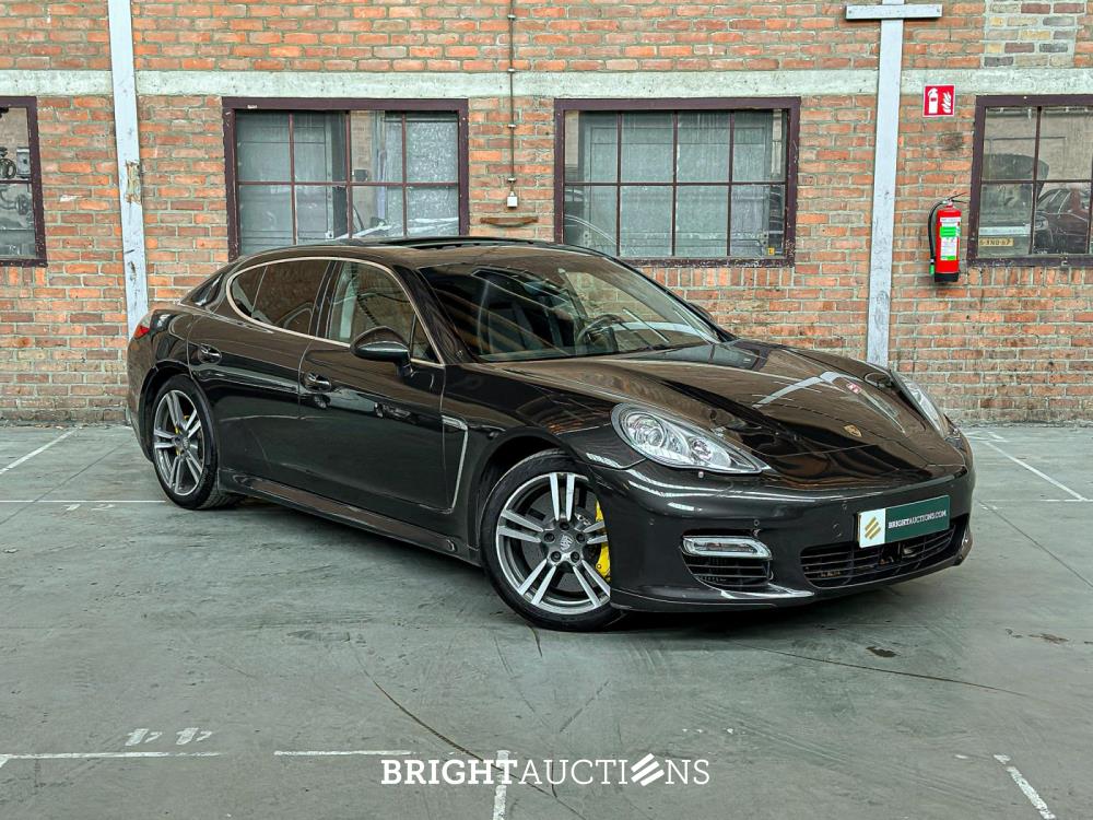 Porsche Panamera Turbo 4.8 V8 500pk 2009 Sport-Chrono, N-110-LT