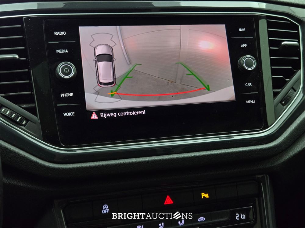 Volkswagen T-Roc Sport 1.5 TSI 150pk 2019 (Origineel-NL), XD-221-X