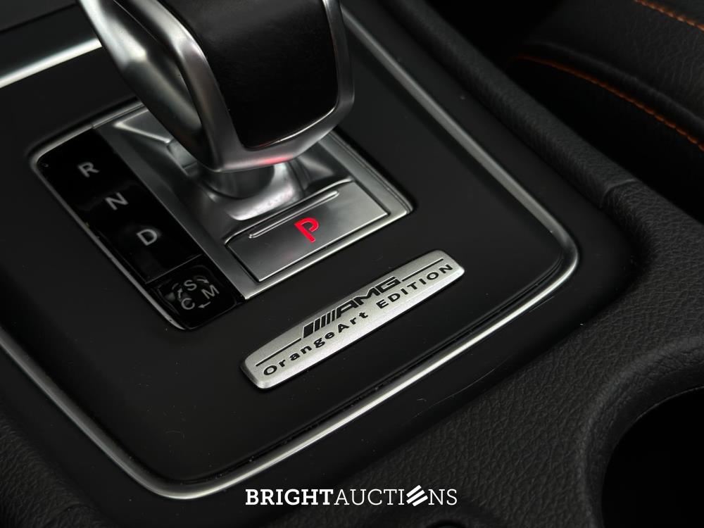 Mercedes-Benz CLA45 4Matic OrangeArt Edition CLA-klasse 360pk 2015, NL-Kenteken