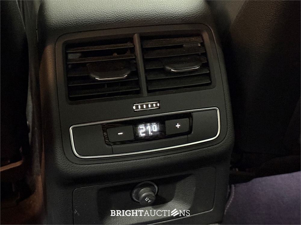 Audi A4 Avant 35 S edition Competition TFSI 149pk 2024 (Origineel-NL), Z-046-PK