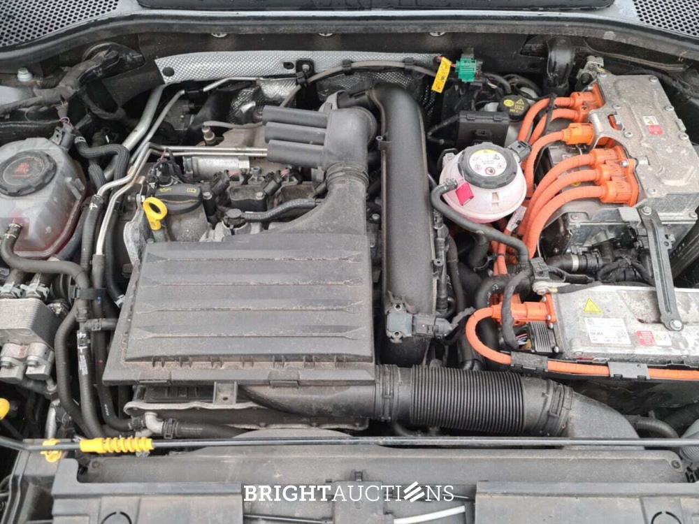 CUPRA Formentor E-Hybrid VZ Copper ED 1.4 DSG 258pk 2021, R-932-HT