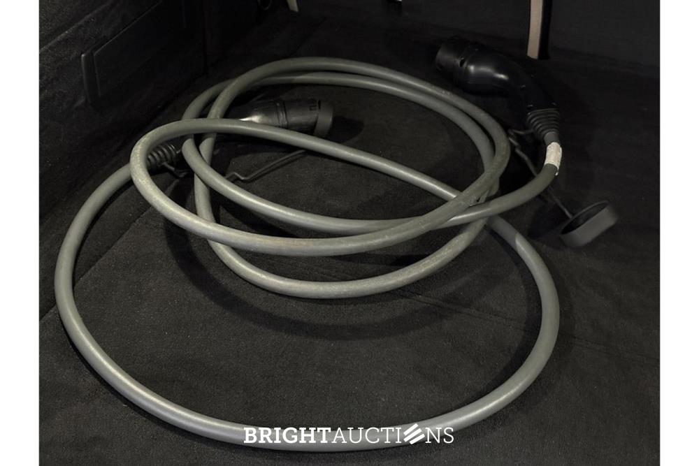 BMW iX 40 Executive xDrive 77 kWh 326pk 2024 (Origineel-NL), GBL-15-V