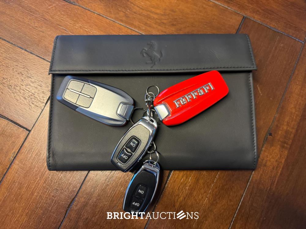 Ferrari 488 Spider HELE 3.9 V8 -Full Carbon- 670pk 2018, GFG-98-P
