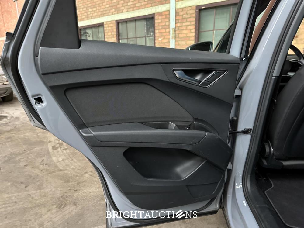 Audi Q4 e-tron 35 Launch edition 55 kWh 170pk 2021 (Origineel-NL+1e eigenaar), N-924-PK