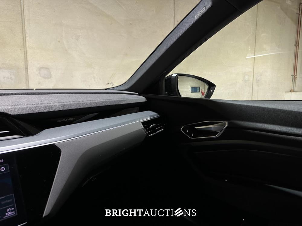 Audi e-tron Sportback 55 quattro Business edition 95 kWh 408pk 2020 (Origineel-NL+1e eigenaar), K-601-GZ
