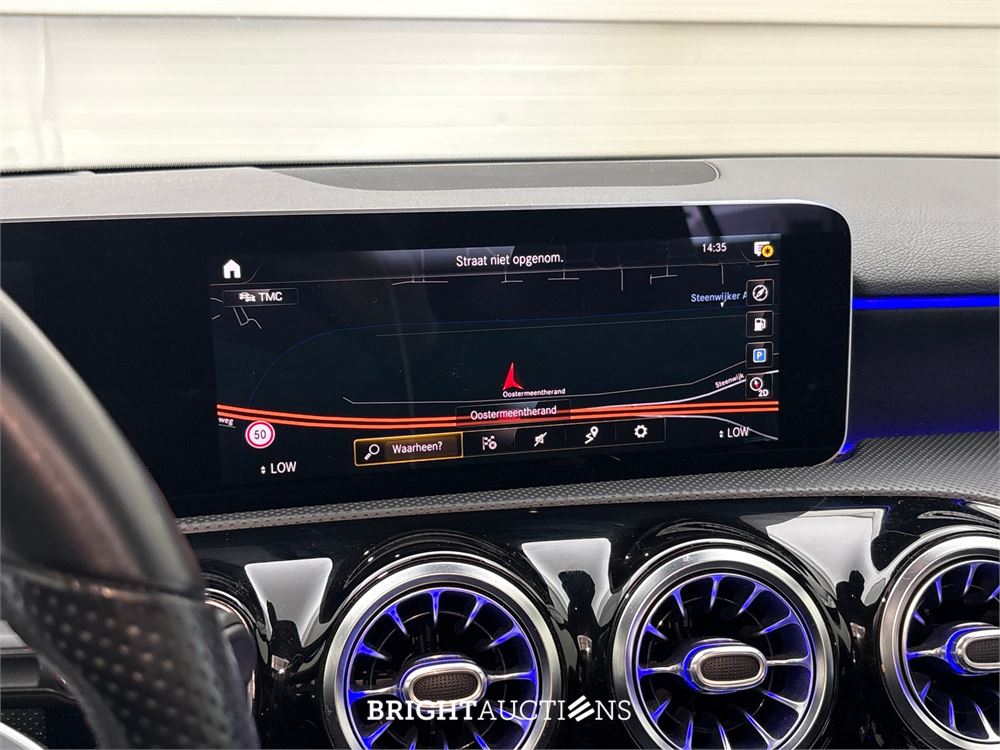 Mercedes-Benz A200 Business Solution AMG 163pk 2018 A-klasse, S-015-VH