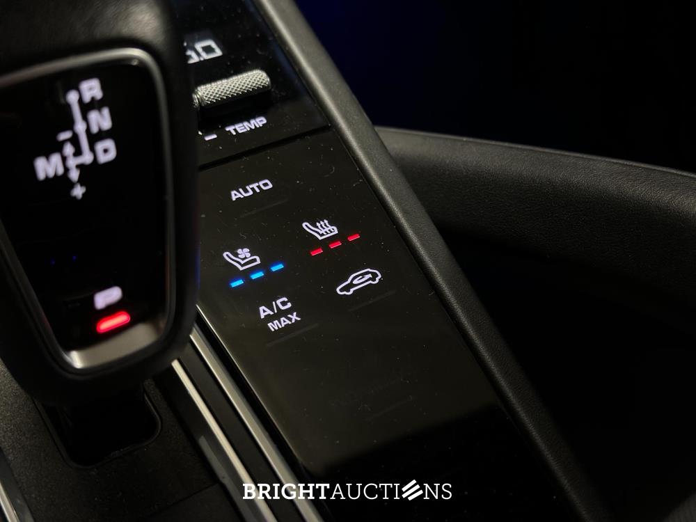 Porsche Cayenne Turbo 4.0 V8 549pk 2018 (Origineel-NL), TK-073-X