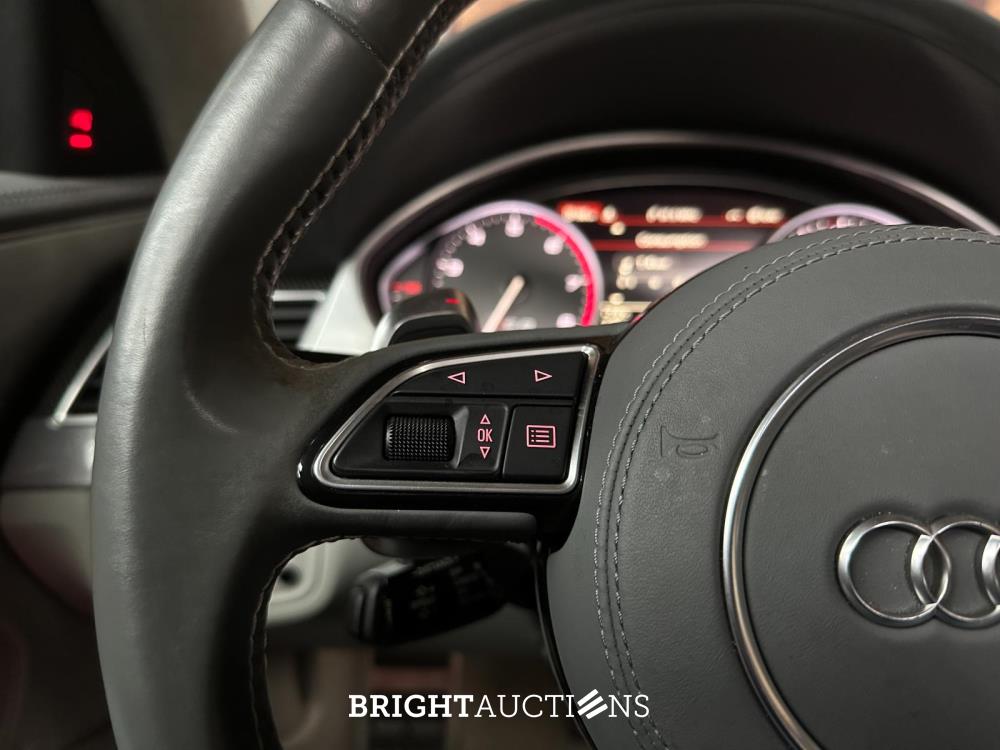 Audi S8 Sedan 4.0 TFSI Quattro V8 Biturbo 520pk 2014 - 52.000 km