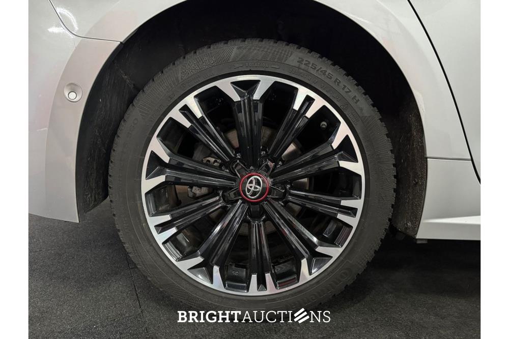 Toyota Corolla Touring Sport Hybrid GR-Sport 2.0 261pk 2021 (Origineel-NL), K-880-PR