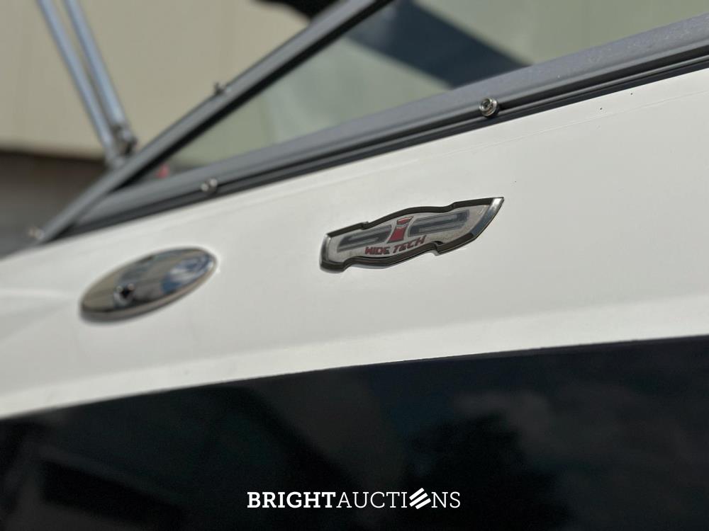 Chaparral 225 SSi Sportboot / Speedboot met Kajuit, MerCruiser 300pk – 2012