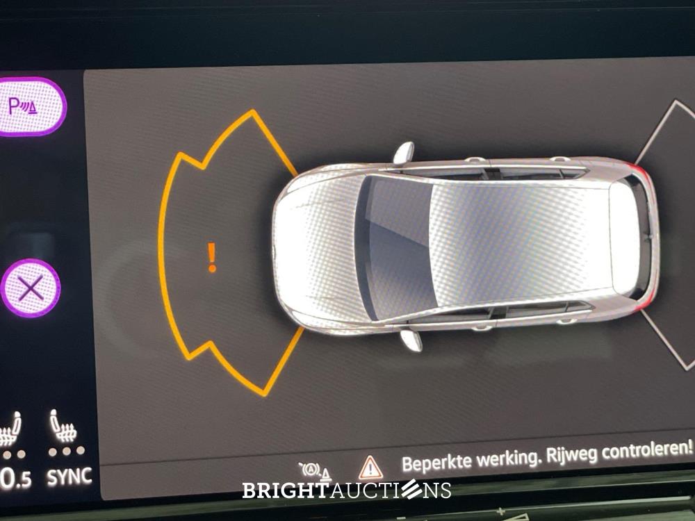 Volkswagen Golf eTSI Style 1.5 150pk 2020, X-368-TL