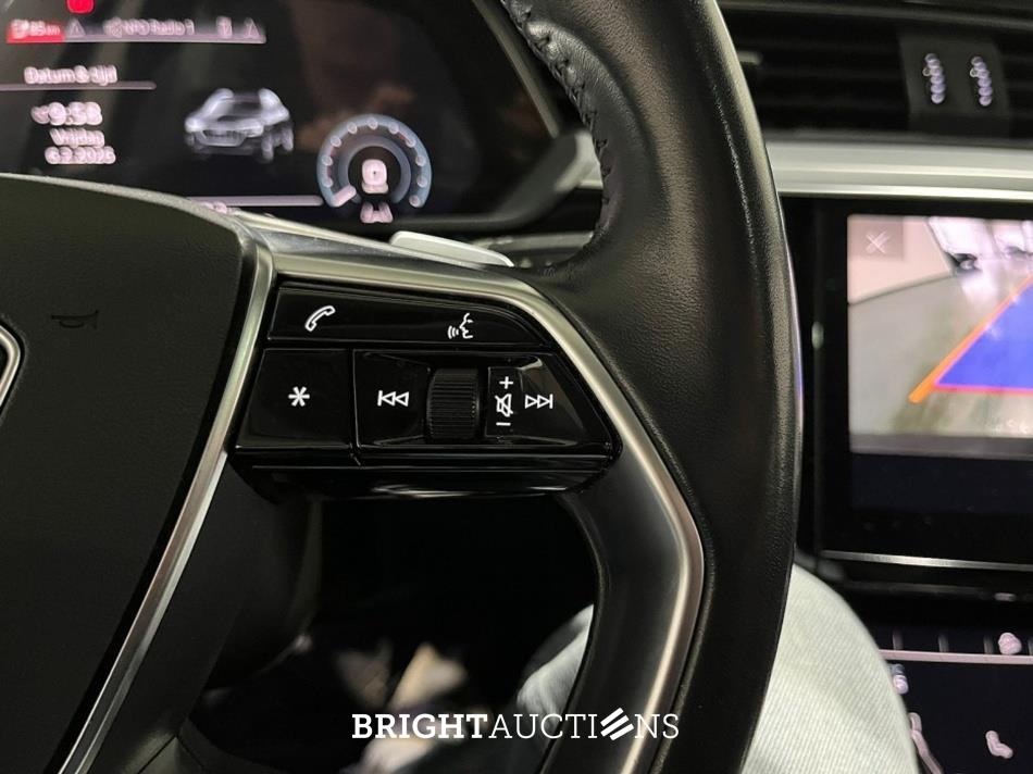 Audi e-tron 50 quattro Business edition Plus 71 kWh 313pk 2020 (Origineel-NL), K-587-KK