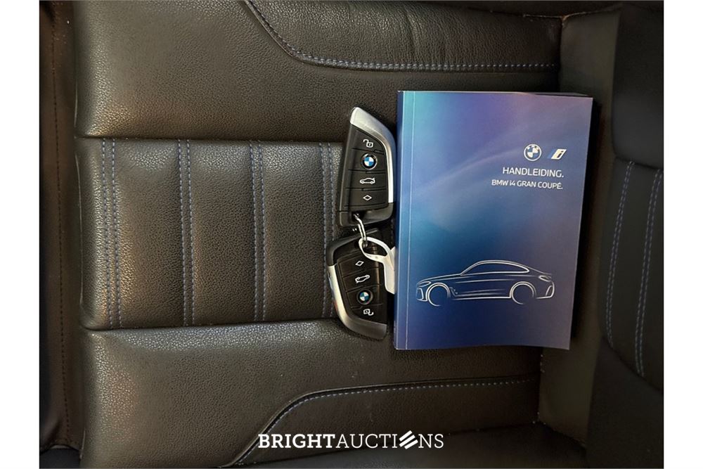 BMW i4 M50 High Executive 84 kWh 2022 (Origineel-NL), R-544-HL
