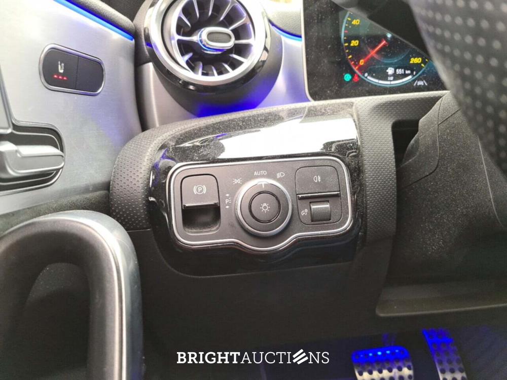 Mercedes-Benz A 180 Solution AMG 136pk 2021 (Origineel-NL) A-klasse, K-184-BL