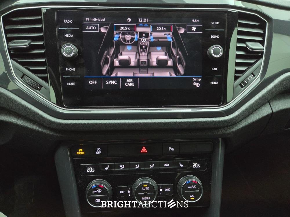 Volkswagen T-Roc Sport 1.5 TSI 150pk 2019, T-667-TX