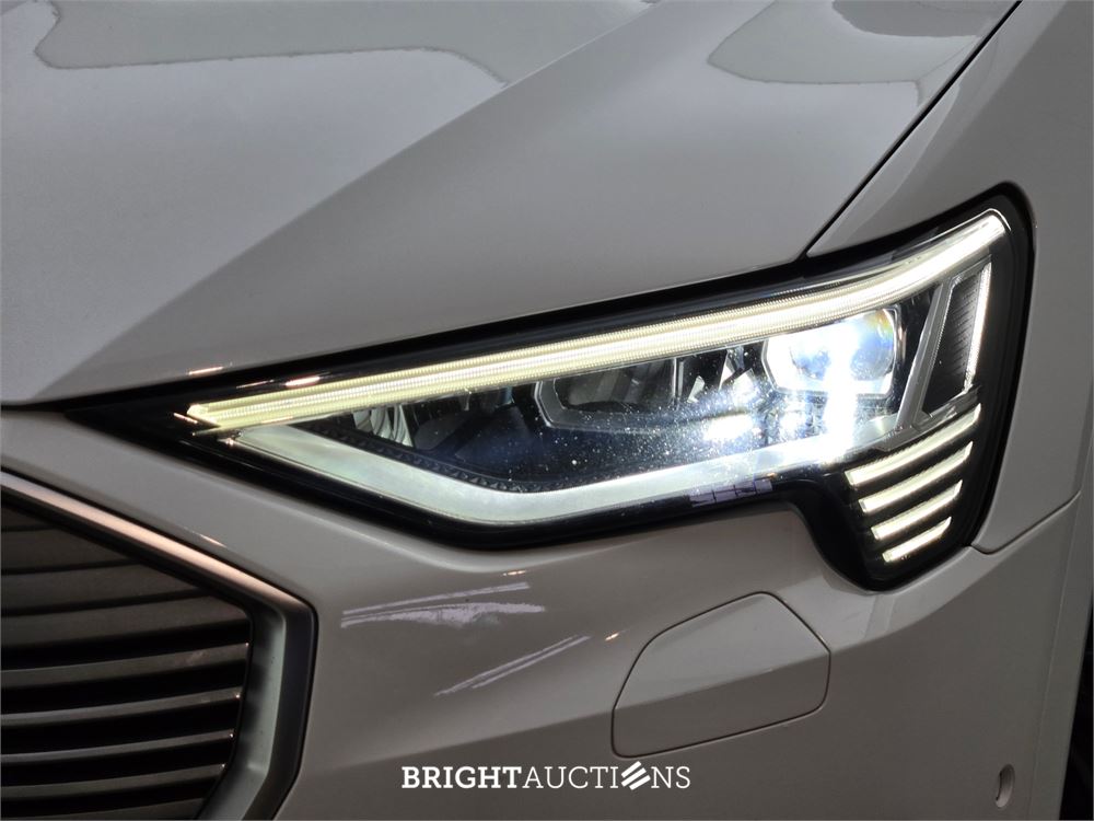 Audi e-tron 55 advanced Pro Line Plus Quattro 95 kWh 409pk 2018, J-305-VF
