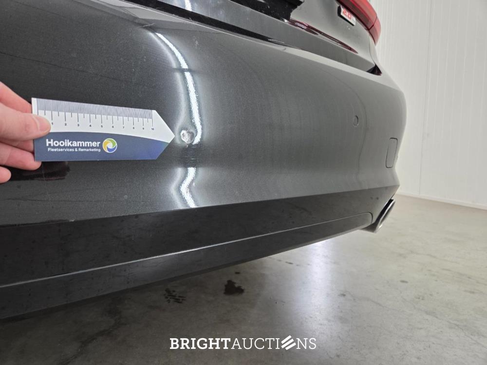 BMW 3-serie Executive Edition 184pk 2019 (Origineel-NL), ZL-125-N