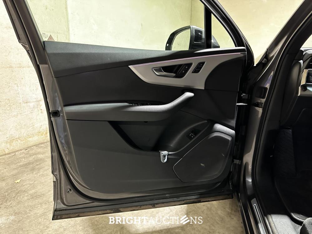 Audi Q7 55 TFSI e Quattro Pro Line Plus 3.0 380pk 2020, N-611-PF