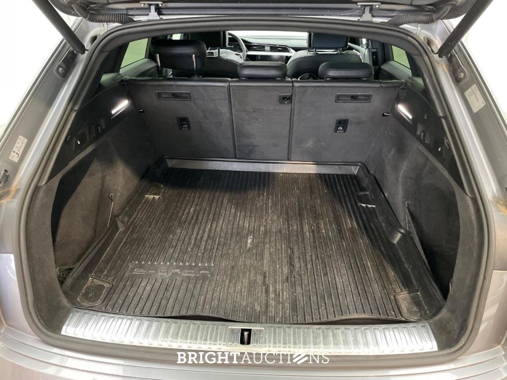 Audi e-tron 55 advanced Quattro 95 kWh 408pk 2019 (Origineel-NL), ZG-973-H