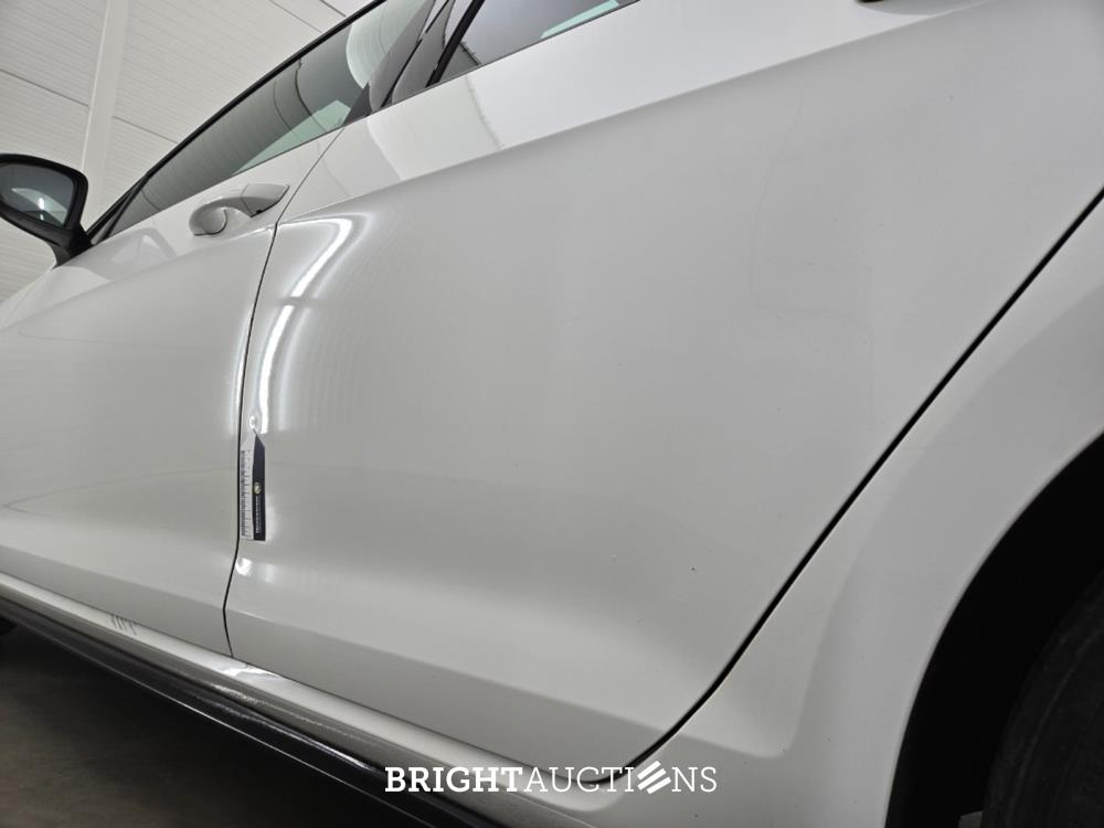 Volkswagen Golf GTI Performance 2.0 TSI 245pk 2017, L-416-LR