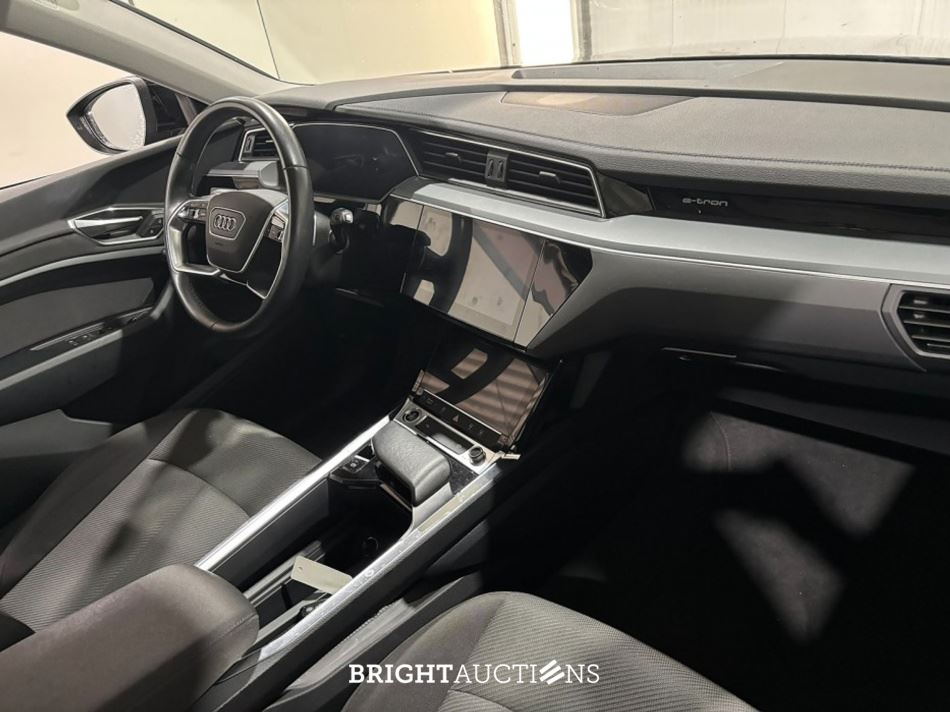 Audi e-tron 55 edition Quattro 95 kWh 408pk 2022 (Origineel-NL), R-329-SF
