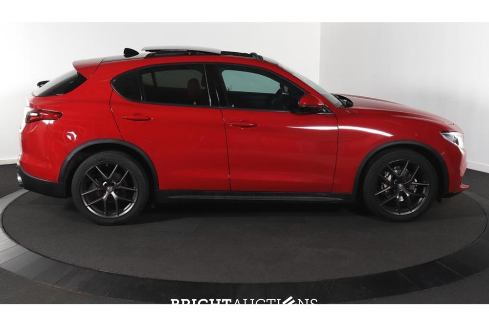 Alfa Romeo Stelvio 2.2d Super 2.2 150pk 2018, XD-720-P