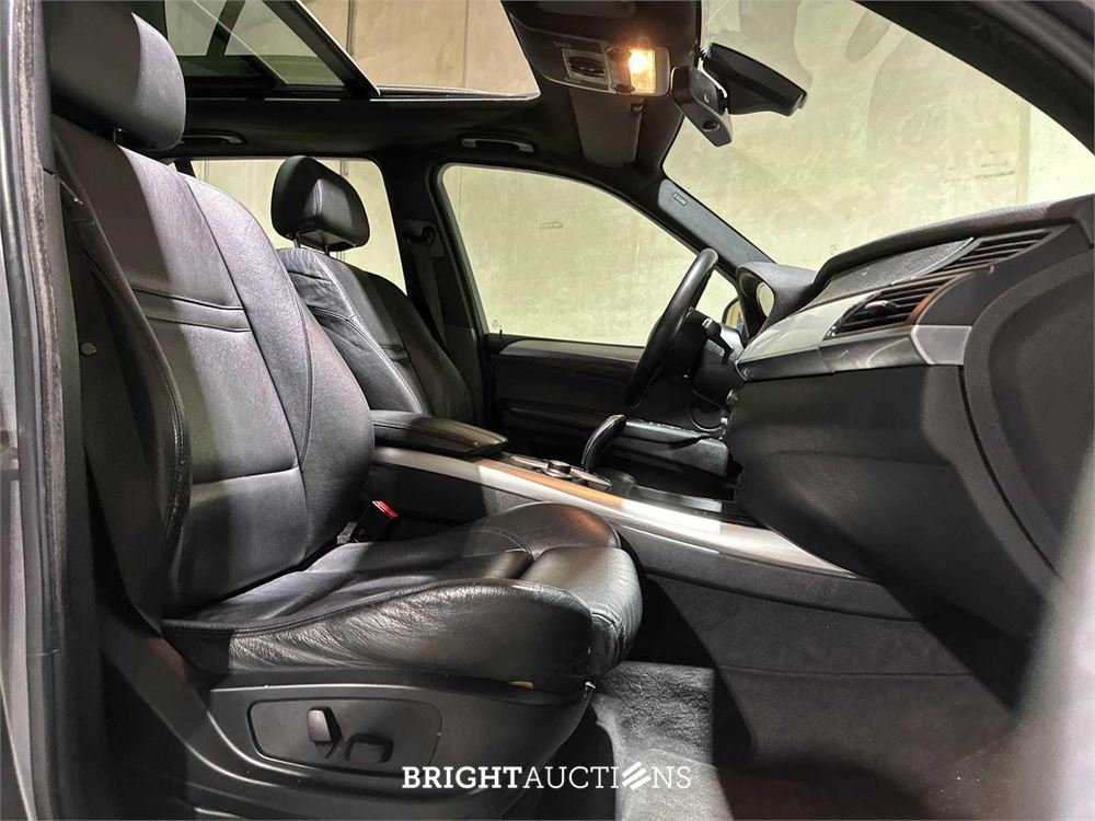 BMW X5 xDrive48i 4.8 V8 E70 355pk 2007, P-834-RB Youngtimer