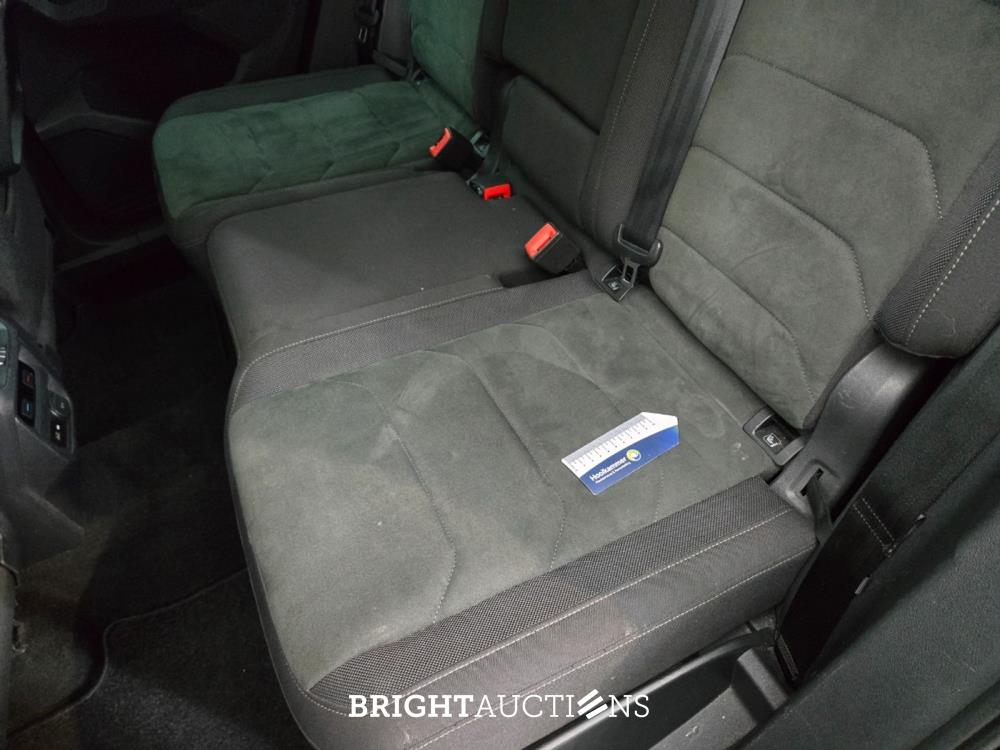 Volkswagen Tiguan ACT Highline Business R 1.4 TSI 150pk 2018 (Origineel-NL), SZ-423-K
