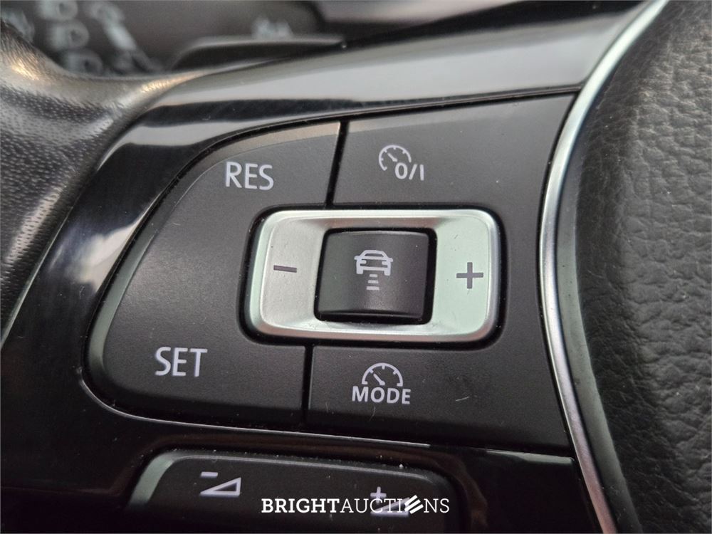 Volkswagen Tiguan Allspace Comfortline Business 7p 1.4 TSI 150pk 2018 (Origineel-NL), TV-246-J