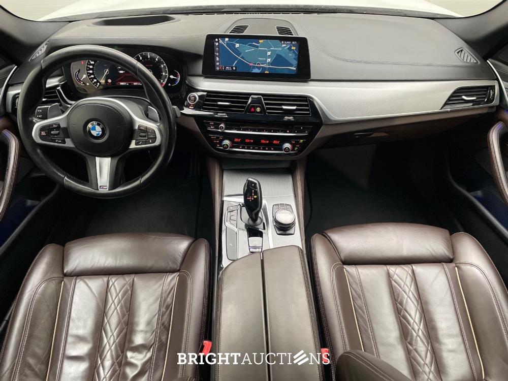 BMW 5-serie High Executive 252pk 2018 (Origineel-NL), SF-230-F