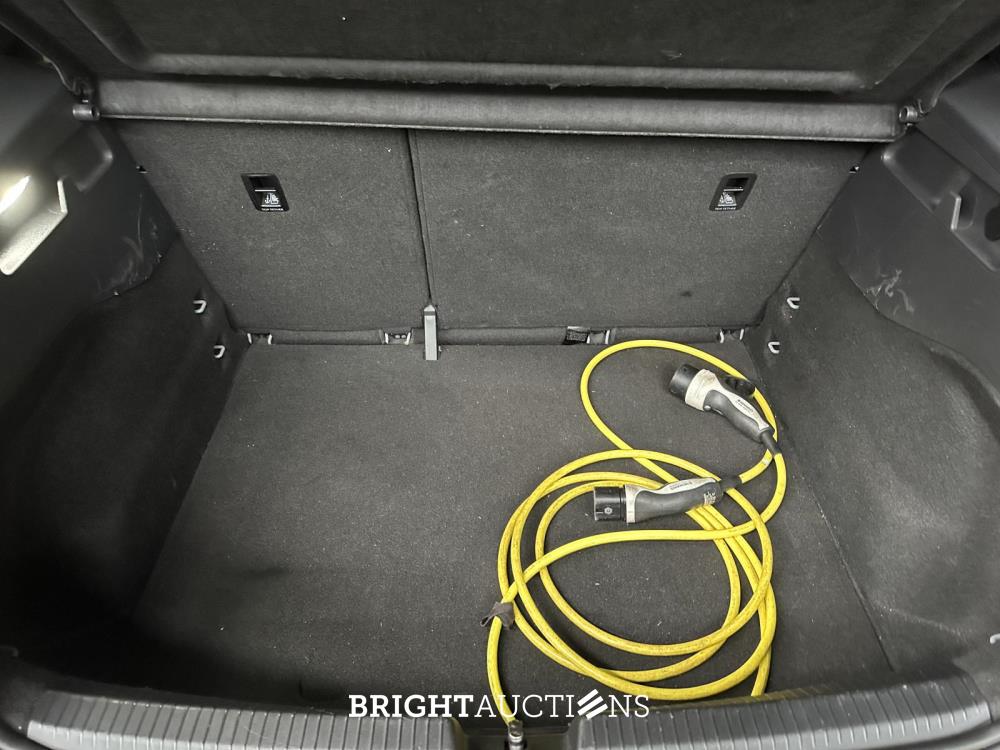 Volkswagen ID.3 City 45 KWh 150pk 2021 (Origineel-NL+1e eigenaar), N-634-HT