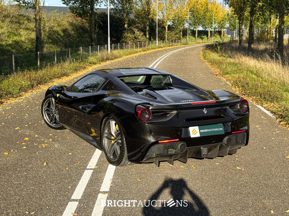 Ferrari 488 Spider HELE 3.9 V8 -Full Carbon- 670pk 2018, GFG-98-P
