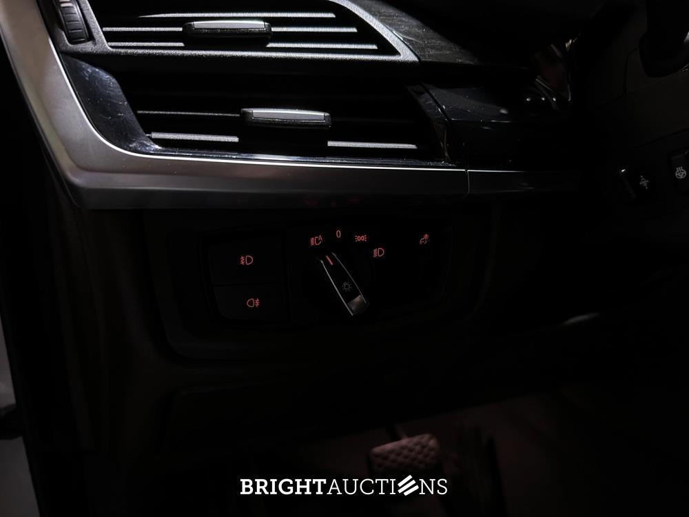 BMW X5 xDrive50i 4.4 V8 High Executive 449pk 2014, J-094-RR
