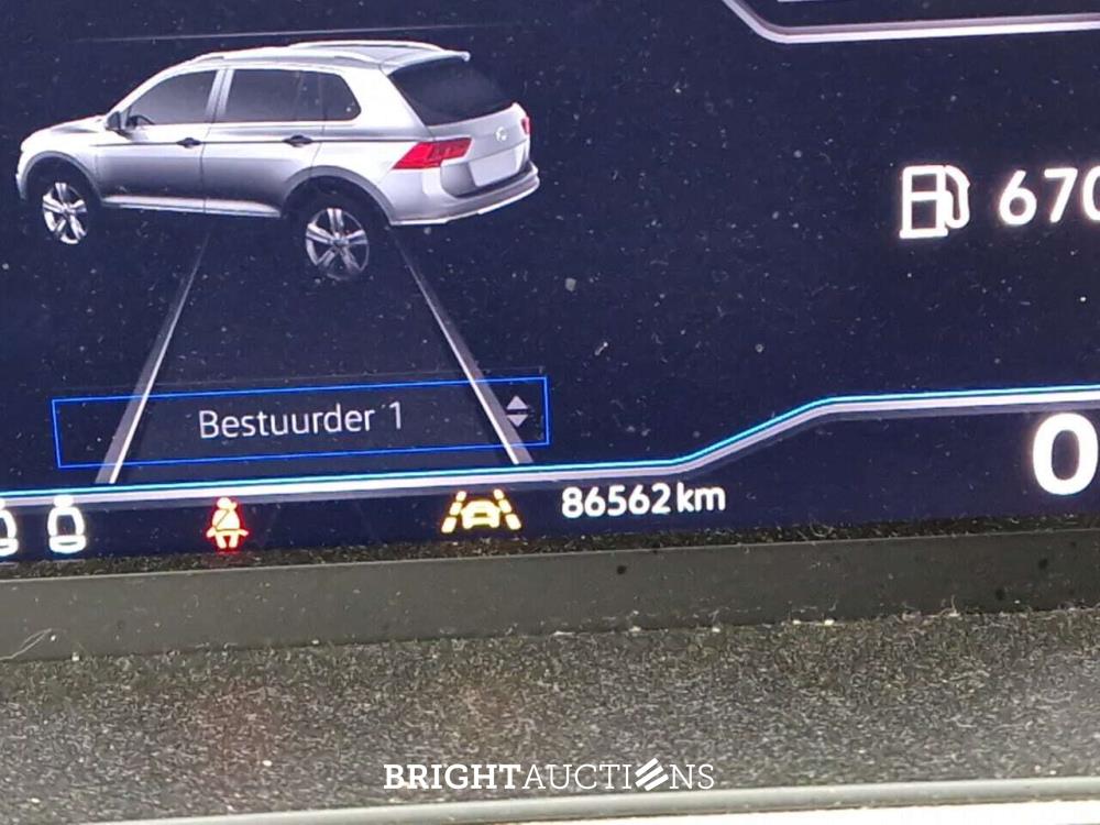 Volkswagen Tiguan Highl. Bus R 1.5 TSI 150pk 2020 (Origineel-NL), J-885-HF