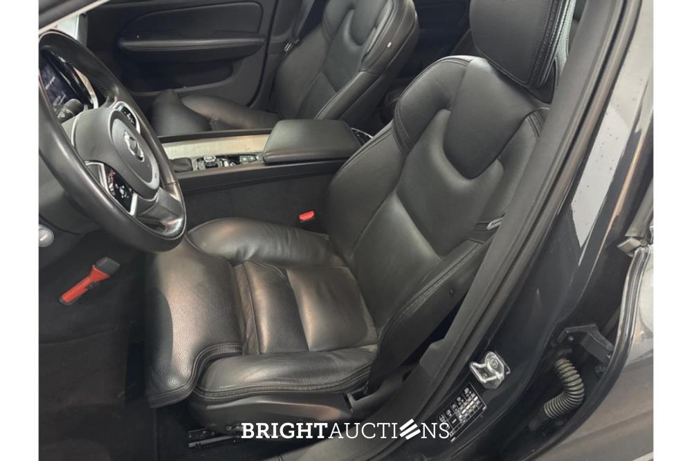 Volvo V60 Cross Country Pro 2.0 AWD 190pk 2020 (Origineel-NL), G-715-ZL