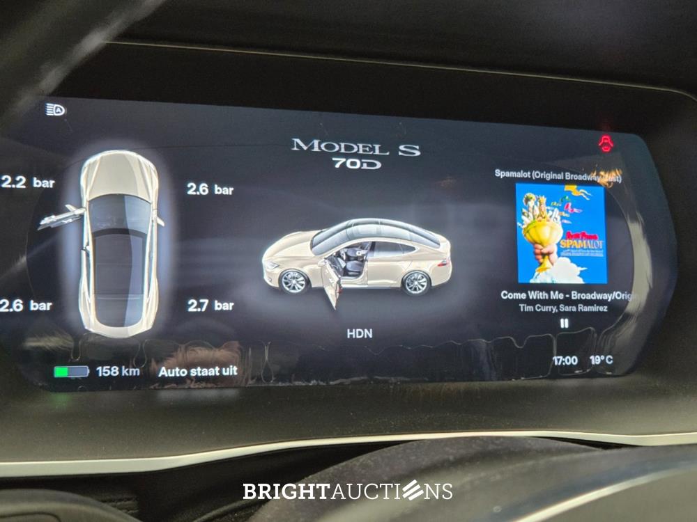 Tesla Model S Base 333pk 2015, GGD-49-B