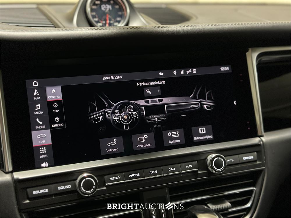 Porsche Macan Turbo 2.9 V6 441pk 2020, J-177-TT