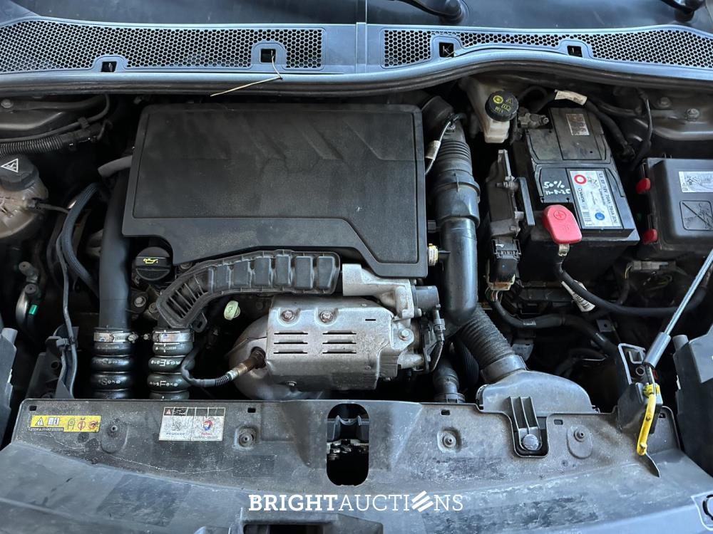 Peugeot 2008 1.2 PureTech GT-Line 131pk 2020 (Origineel-NL + 1e Eigenaar), H-379-PN