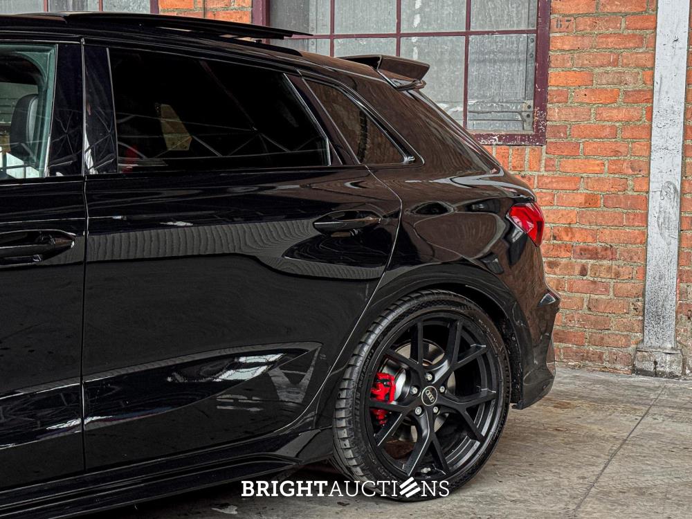 Audi RS3 Sportback 2.5 TFSI Quattro -Milltek- 400pk 2023, NL-Kenteken