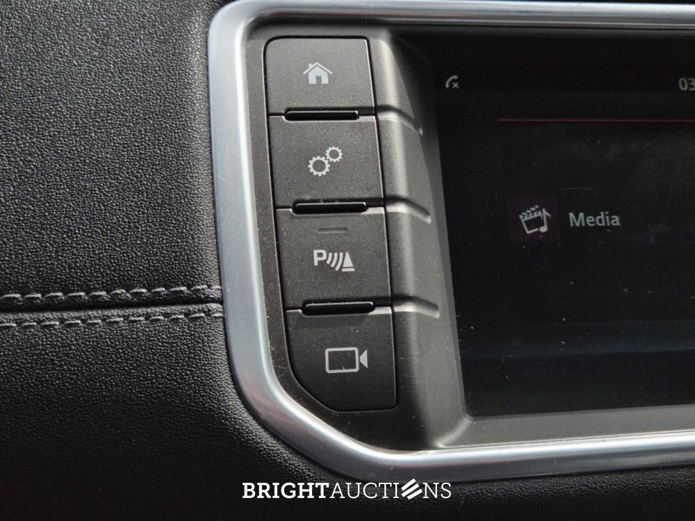 Land Rover Range Rover Evoque TD4 HSE Dynamic 2.0 150pk 2018, P-690-LR