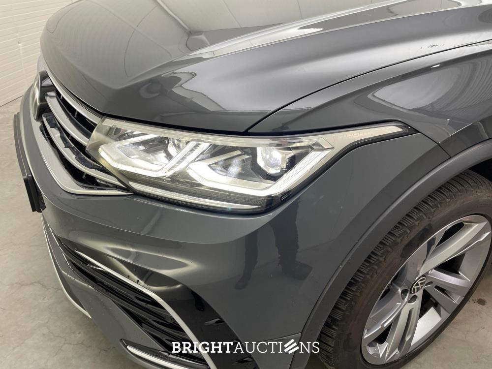 Volkswagen Tiguan eHybrid R-Line Business 1.4 TSI 265pk 2022 (Origineel-NL), P-225-HR