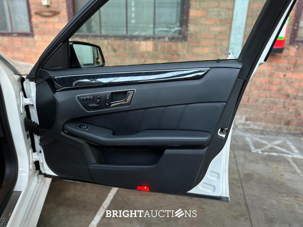 Mercedes-Benz E63 AMG 6.2 V8 -CARBON- 525pk 2010 (Origineel-NL) E-Klasse, 47-LKB-6
