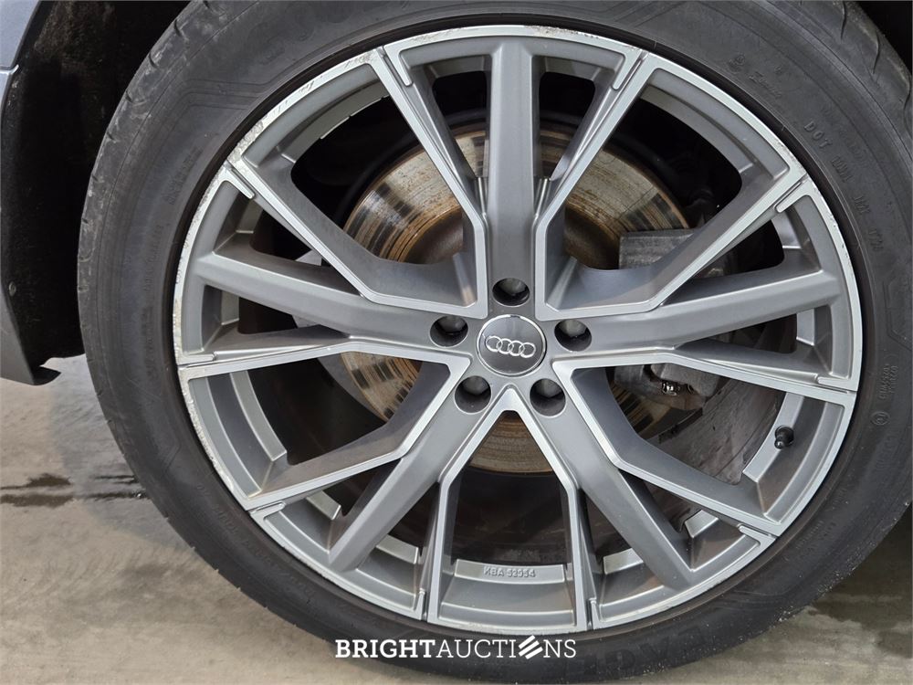 Audi e-tron 50 e-tron Launch edition Black Quattro 71 kWh 313pk 2019 (Origineel-NL), G-918-VX